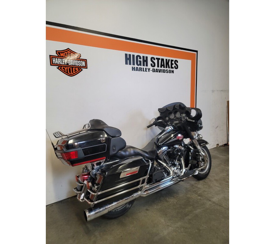 2007 Harley-Davidson Electra Glide® Ultra Classic® Black FLHTCU