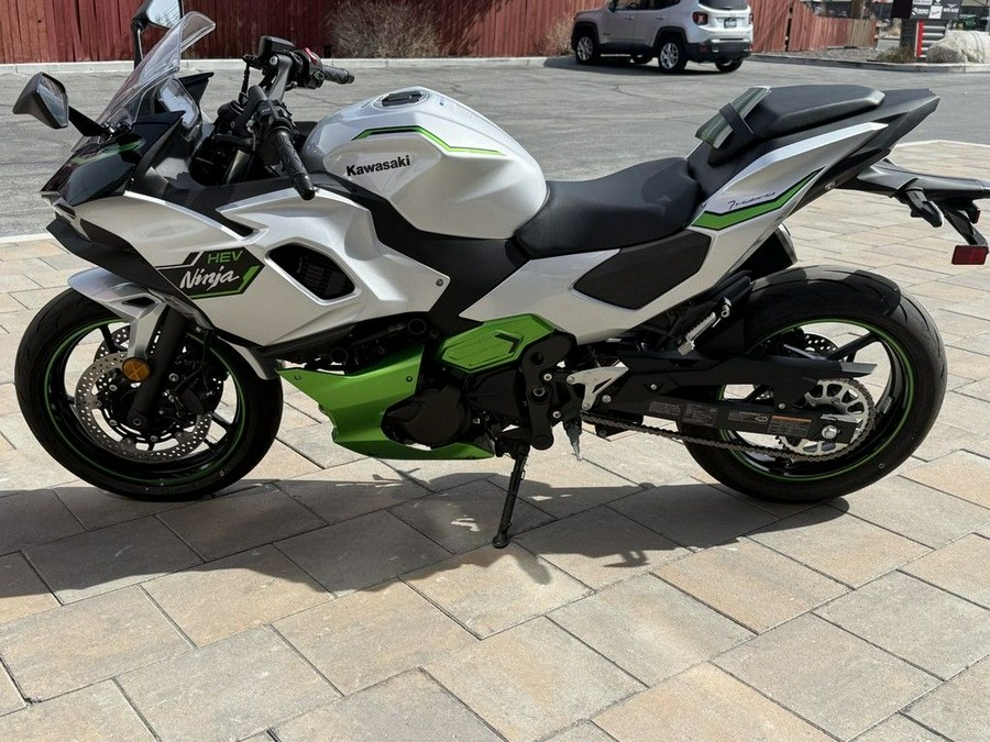 2024 Kawasaki Ninja® 7 Hybrid ABS