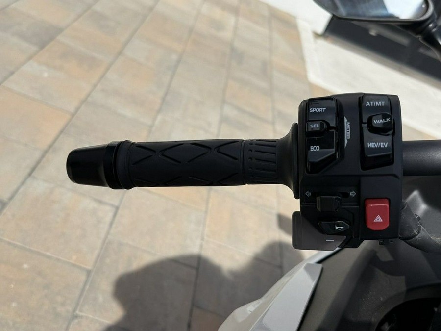 2024 Kawasaki Ninja® 7 Hybrid ABS