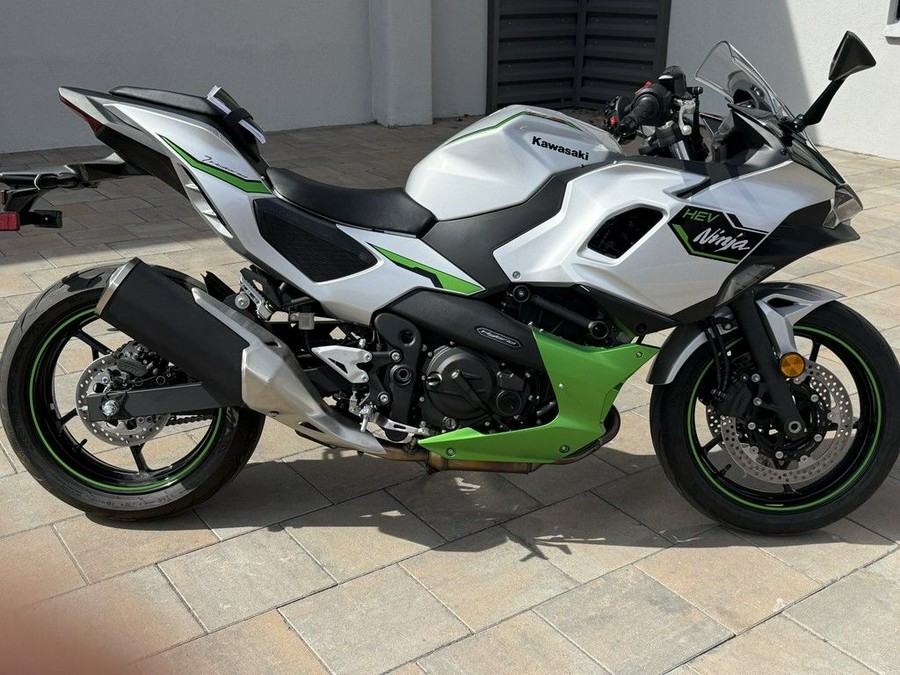 2024 Kawasaki Ninja® 7 Hybrid ABS