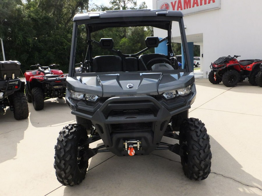 2024 Can-Am™ Defender XT HD10