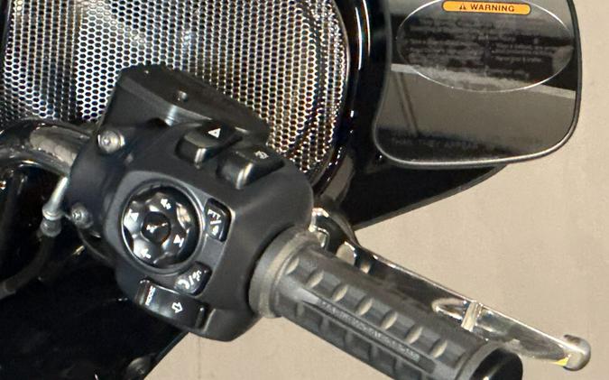 2026 Harley-Davidson® Street Glide Limited FLHXL IRON HORSE MTLC W/ PINSTRIP