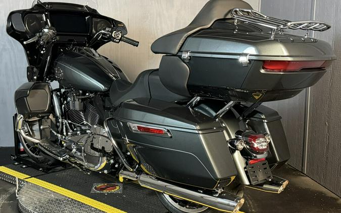 2026 Harley-Davidson® Street Glide Limited FLHXL IRON HORSE MTLC W/ PINSTRIP