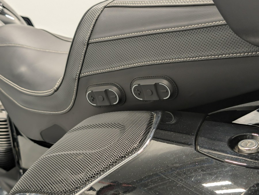 2025 Indian Motorcycle Roadmaster Limited