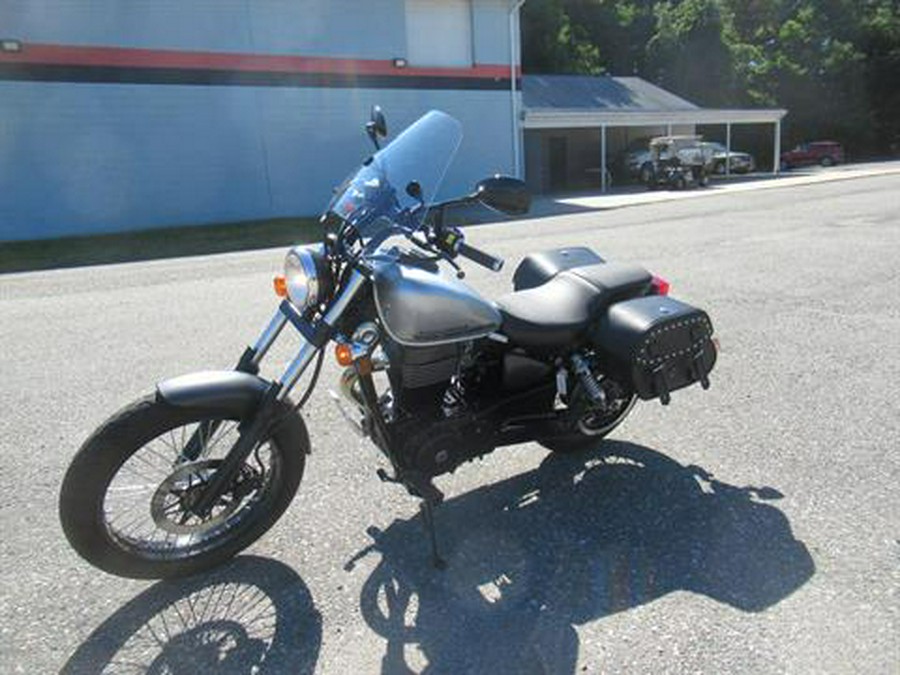 2018 Suzuki Boulevard S40