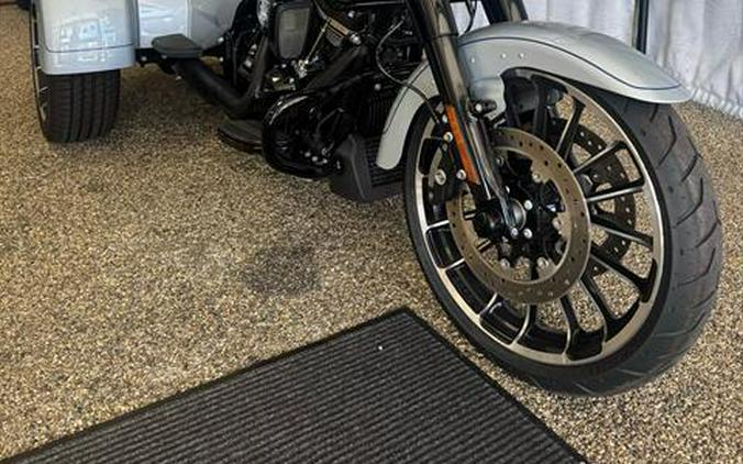 2024 Harley-Davidson Road Glide® 3