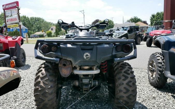2019 Can-Am Outlander XT 1000R Black & Can-Am Red