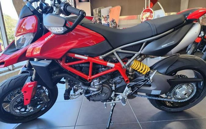 2023 Ducati Hypermotard 950 Ducati Red