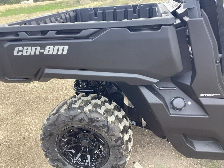 2024 Can-Am® Defender MAX DPS HD9 Timeless Black