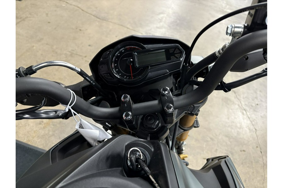 2025 Kawasaki Z125 Pro