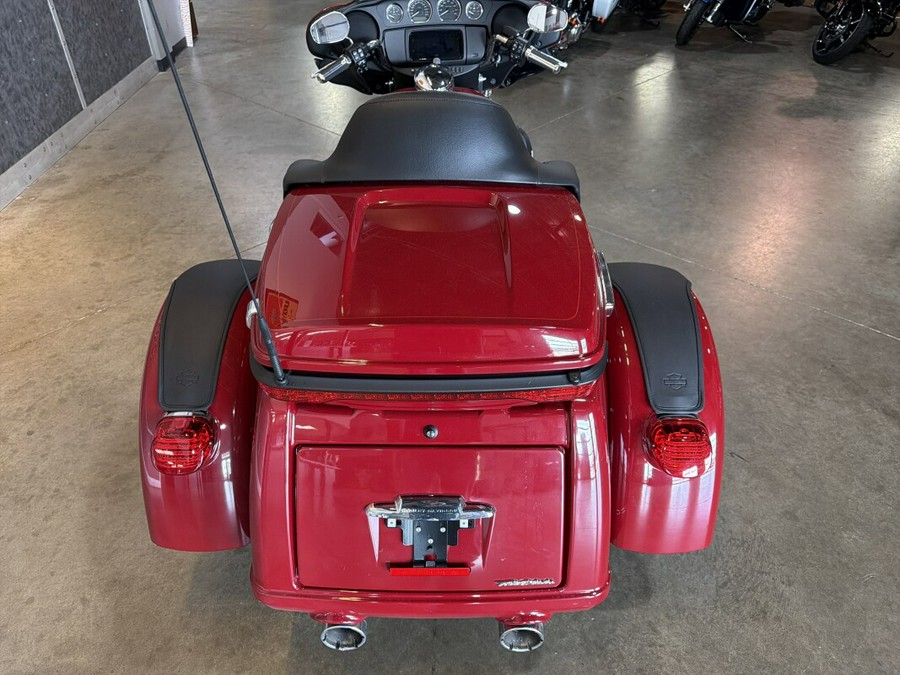FLHTCUTG 2021 Tri Glide® Ultra