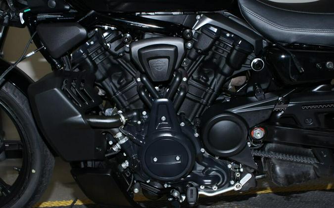 Used 2025 Harley-Davidson Sportster Nightster RH975 Motorcycle For Sale In Miami, Florida