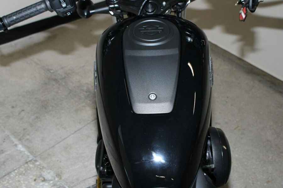 Used 2025 Harley-Davidson Sportster Nightster RH975 Motorcycle For Sale In Miami, Florida