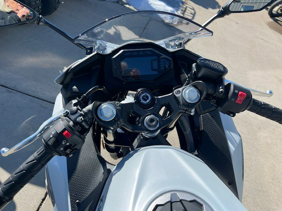 2025 Kawasaki Ninja® 500 ABS