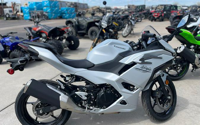 2025 Kawasaki Ninja® 500 ABS
