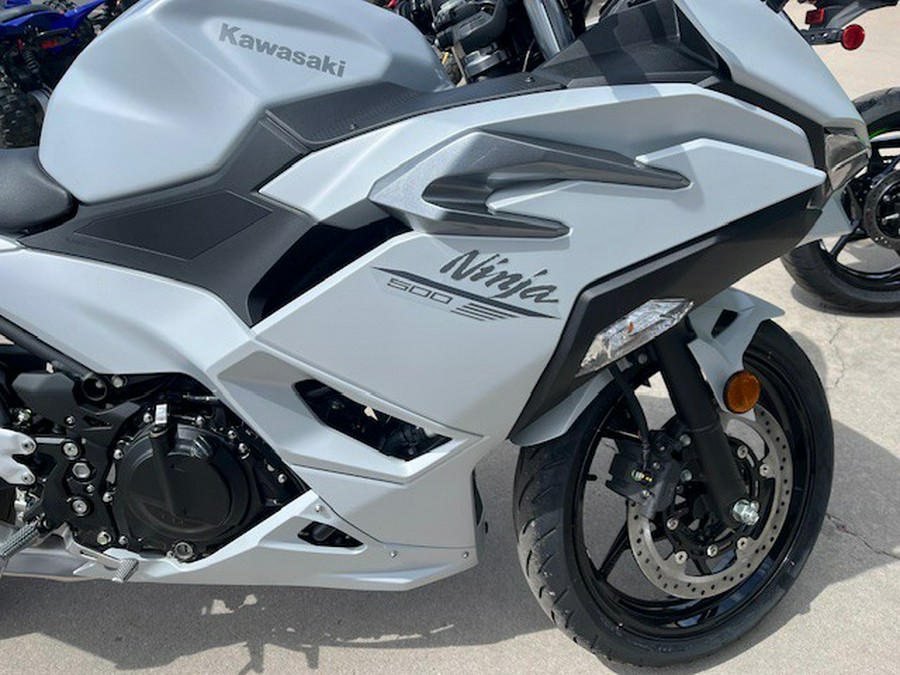 2025 Kawasaki Ninja® 500 ABS