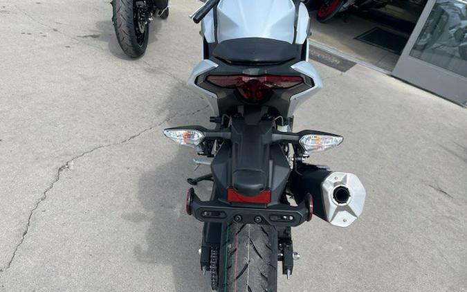 2025 Kawasaki Ninja® 500 ABS