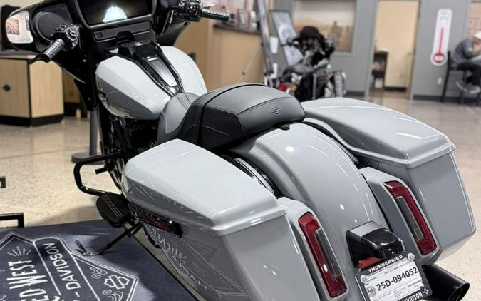 2025 Harley-Davidson® FLHX - Street Glide®
