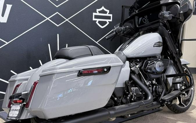 2025 Harley-Davidson® FLHX - Street Glide®