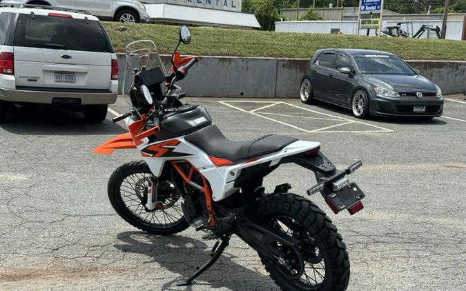 2026 KTM Adventure 390 R
