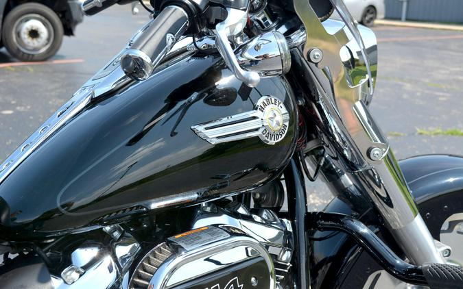 2022 Harley-Davidson® Fat Boy® 114 Vivid Black