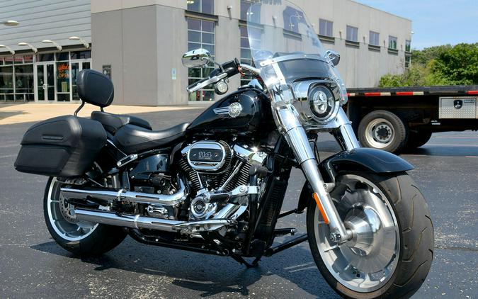2022 Harley-Davidson® Fat Boy® 114 Vivid Black