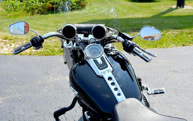 2022 Harley-Davidson® Fat Boy® 114 Vivid Black