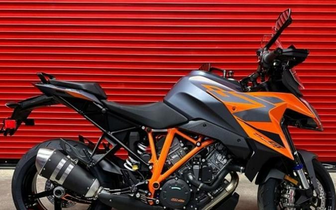 2024 KTM Super Duke 1290 GT