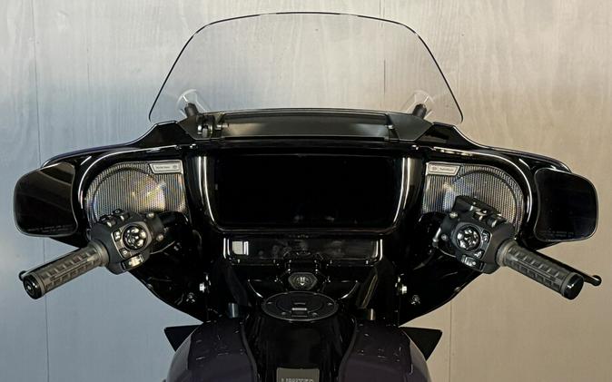 2026 Harley-Davidson® Street Glide Limited FLHXL PRPLE ABYSS/BLK W/ PINSTRIP