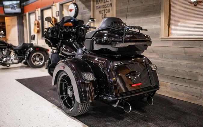 2021 CVO Tri Glide (FLHTCUTGSE)