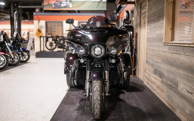 2021 CVO Tri Glide (FLHTCUTGSE)