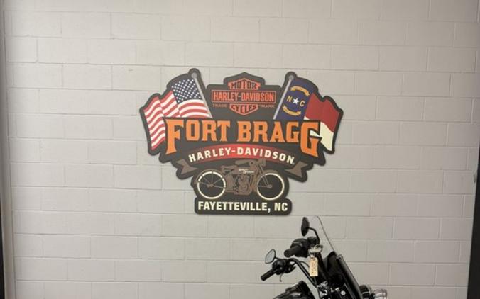 2025 Harley-Davidson® FLHC - Heritage Classic