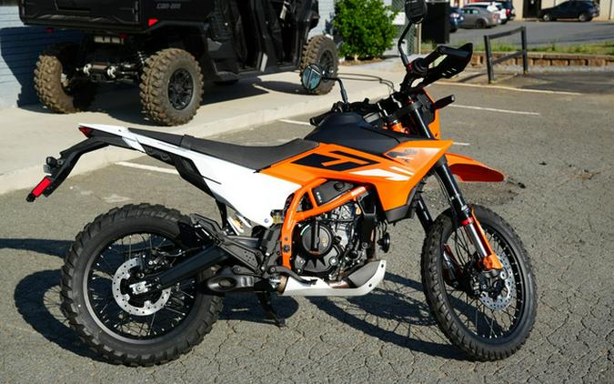 2026 KTM Enduro 390 R