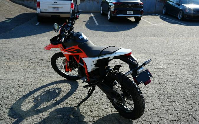 2026 KTM Enduro 390 R