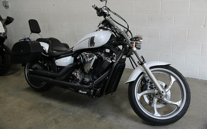 2013 YAMAHA STRYKER