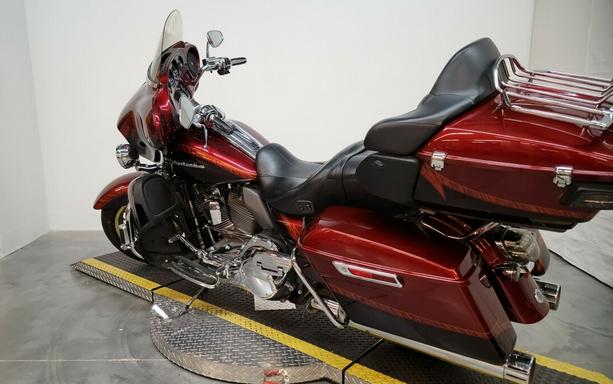 FLHTKSE 2014 CVO™ Electra Glide Ultra Limited®