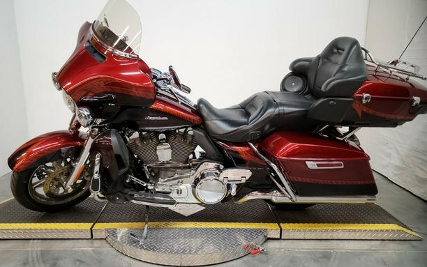 FLHTKSE 2014 CVO™ Electra Glide Ultra Limited®