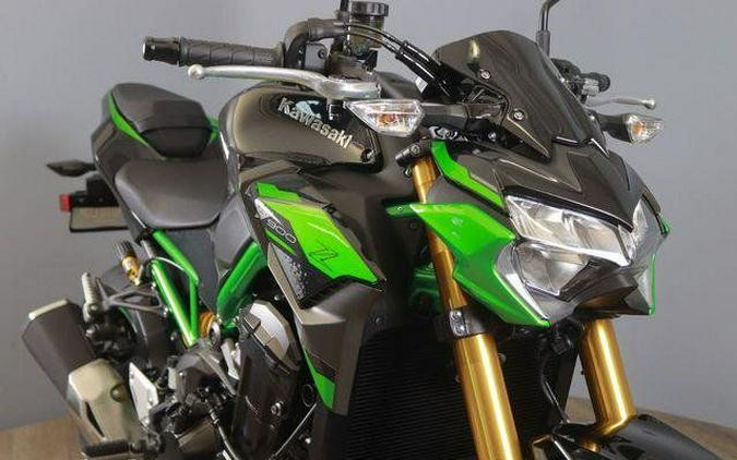 2024 Kawasaki Z900 SE ABS