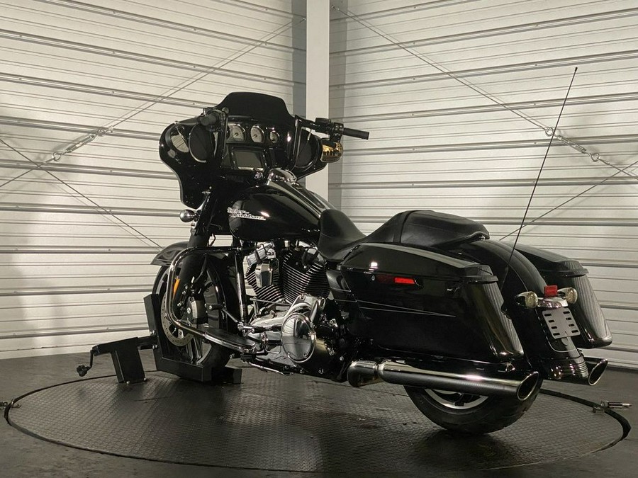 2015 Harley-Davidson® FLHXS - Street Glide® Special