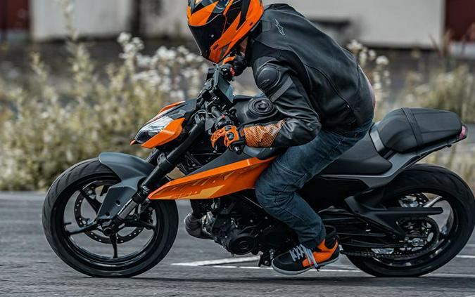 2024 KTM 250 Duke