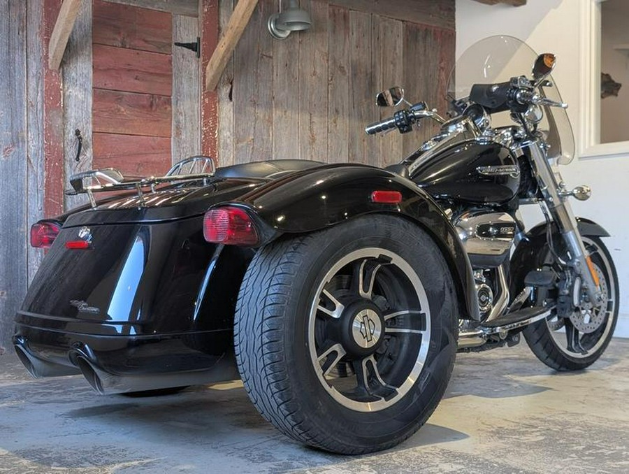 2017 Harley-Davidson® FLRT - Freewheeler®