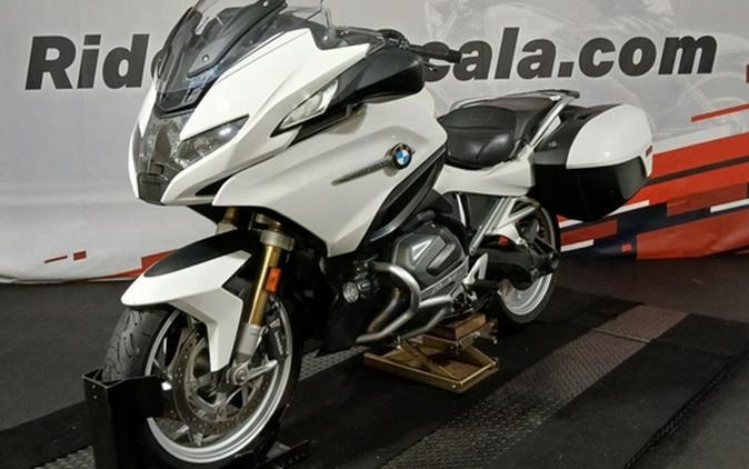 2023 BMW R 1250 RT Alpine White
