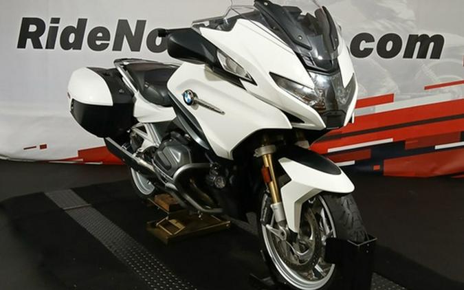 2023 BMW R 1250 RT Alpine White