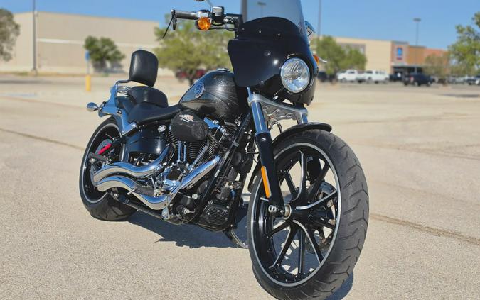 2014 Harley-Davidson® Breakout®