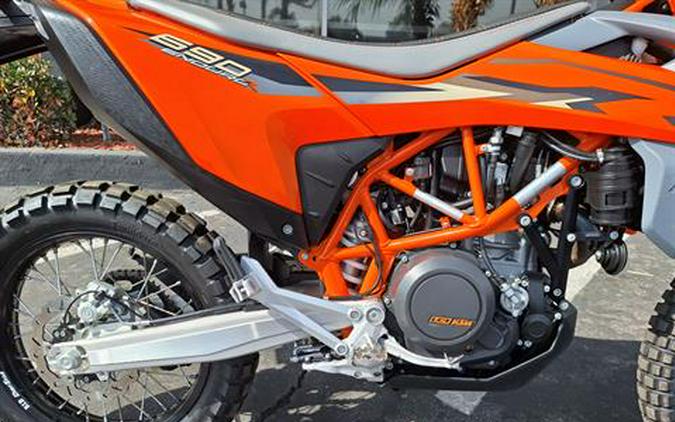 2023 KTM 690 Enduro R