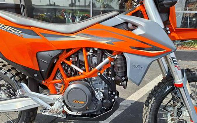 2023 KTM 690 Enduro R