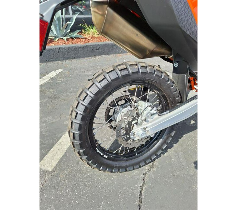 2023 KTM 690 Enduro R