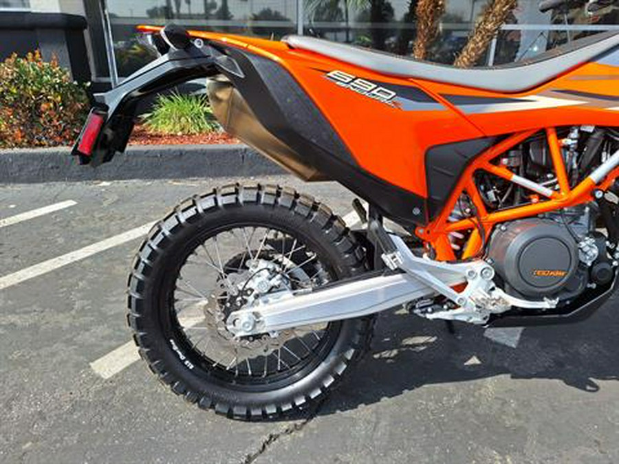 2023 KTM 690 Enduro R