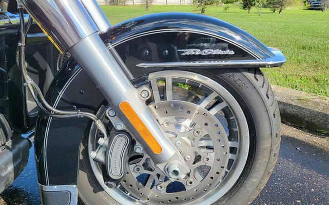 2017 Harley-Davidson FLHTCUTG - Tri Glide Ultra