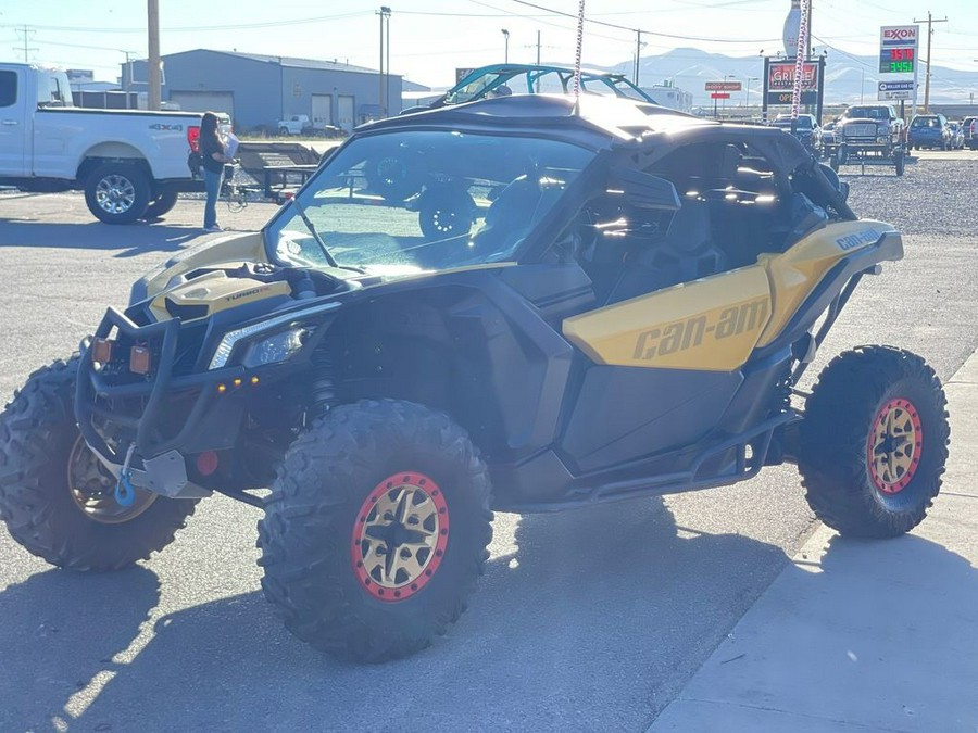 2017 Can-Am™ Maverick X3 X ds TURBO R